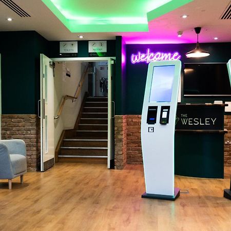 Отель The Wesley Euston Лондон Экстерьер фото