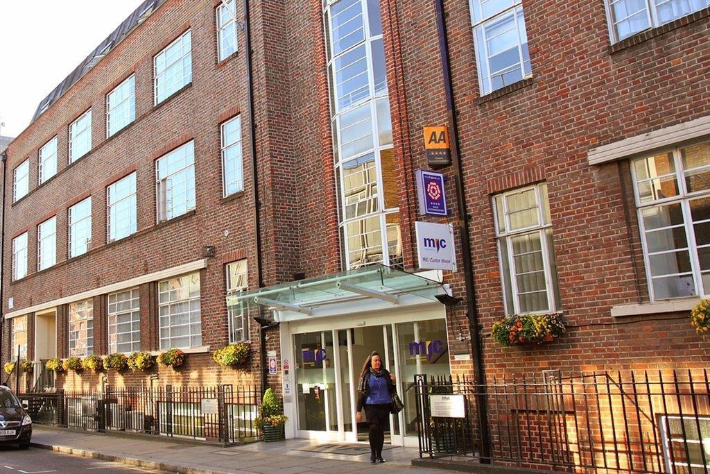 Отель The Wesley Euston Лондон Экстерьер фото